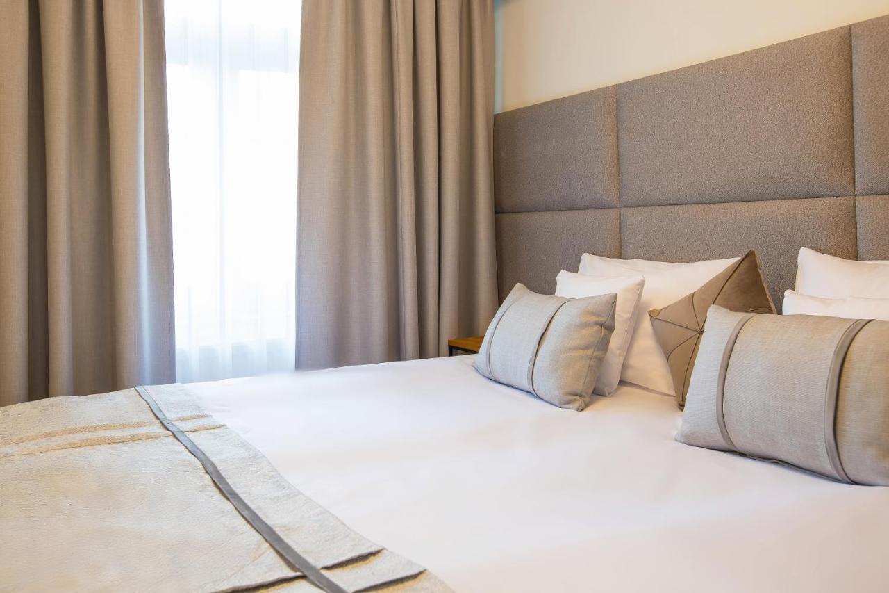 Hotel I Restauracja Na Skarpie ซ็อบโกวิตเซ ชลอสเกีย ภายนอก รูปภาพ