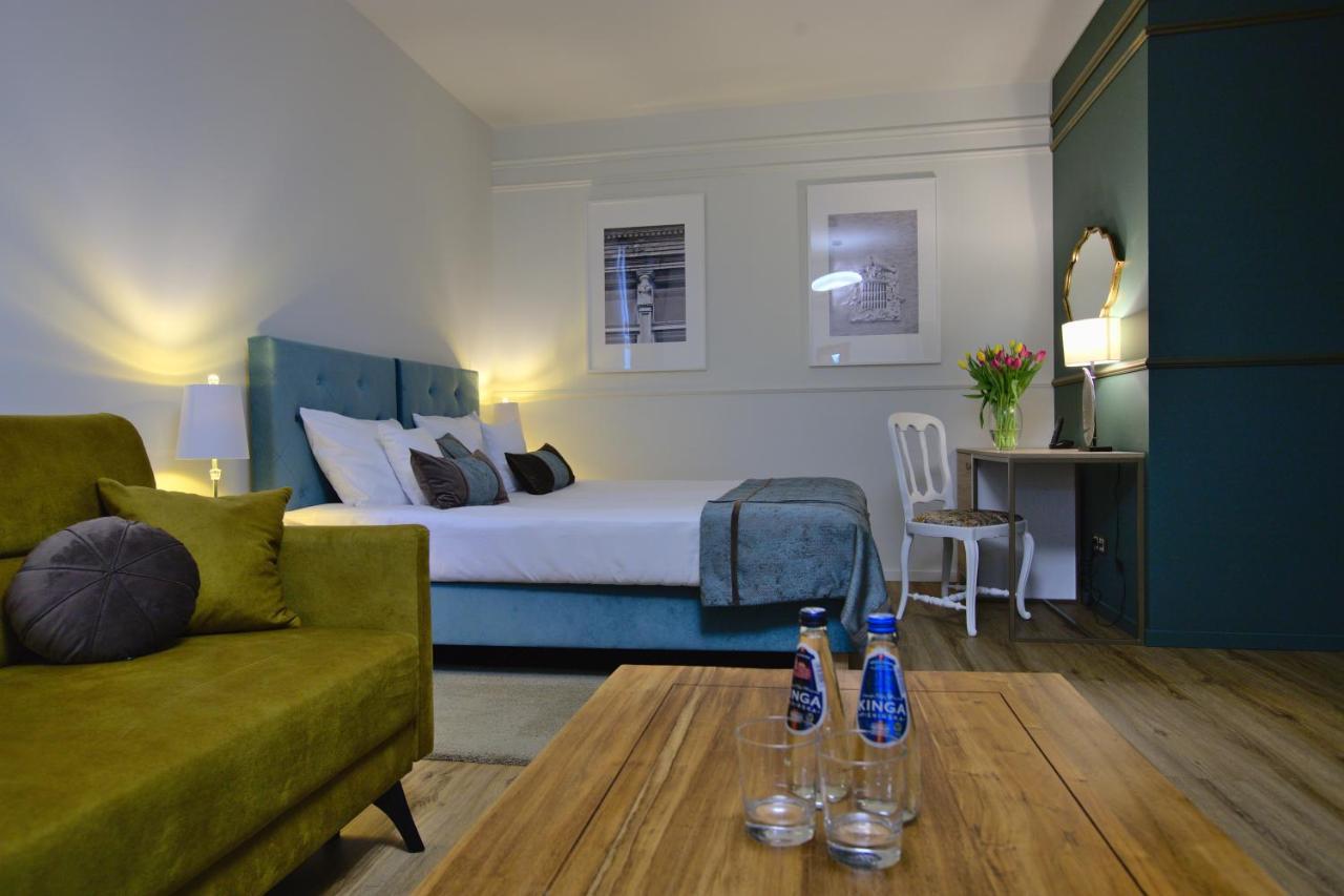 Hotel I Restauracja Na Skarpie ซ็อบโกวิตเซ ชลอสเกีย ภายนอก รูปภาพ
