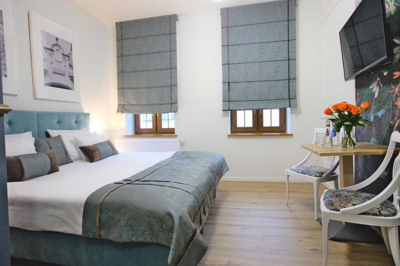Hotel I Restauracja Na Skarpie ซ็อบโกวิตเซ ชลอสเกีย ภายนอก รูปภาพ